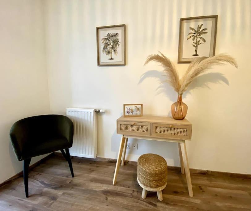 "Haven" Apartment Saint-Priest  Bagian luar foto