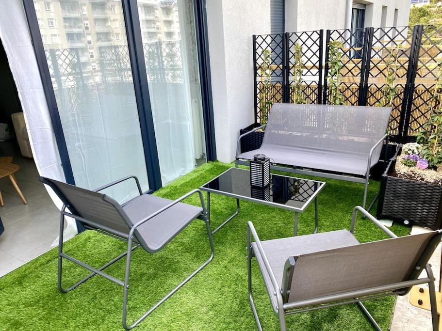 "Haven" Apartment Saint-Priest  Bagian luar foto